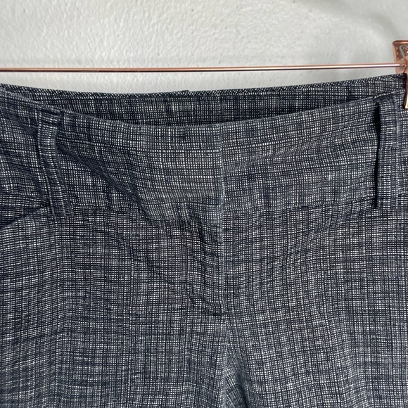 Express Design Studio Shorts Women's Size
12 Low Rise Chino Belted - Picture 3 of 10